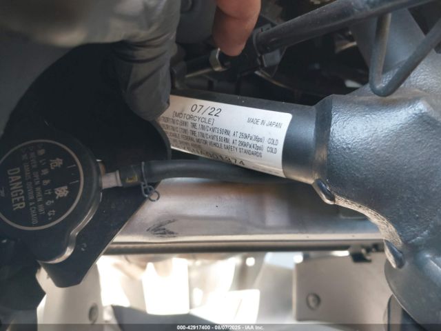 2022 YAMAHA YZFR7 JYARM38Y5NA001374 Photo 9