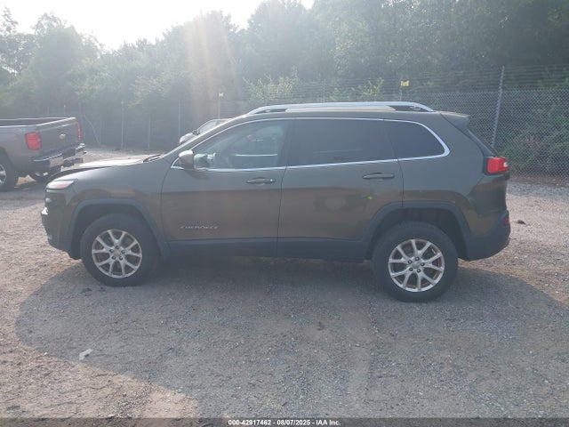 1C4PJMCB0FW541152 Jeep Cherokee