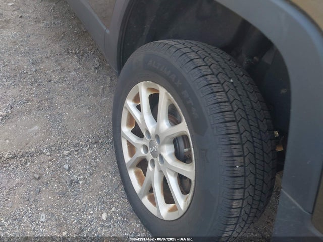 1C4PJMCB0FW541152 Jeep Cherokee