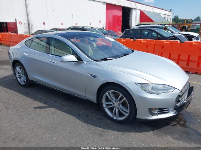 2014 TESLA MODEL S 5YJSA1S13EFP40474 Photo 0