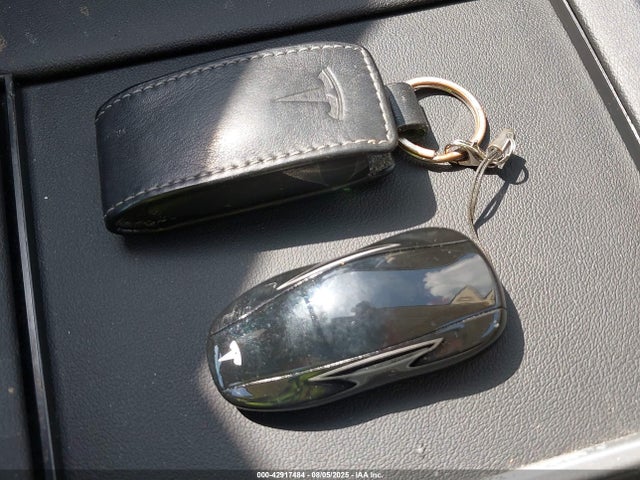 2014 TESLA MODEL S 5YJSA1S13EFP40474 Photo 10