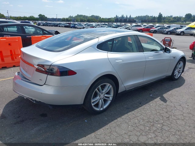 2014 TESLA MODEL S 5YJSA1S13EFP40474 Photo 3