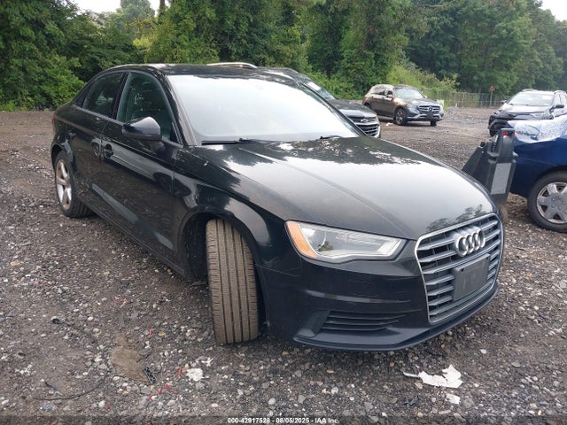 2015 AUDI A3 WAUACGFF2F1132001 Photo 0