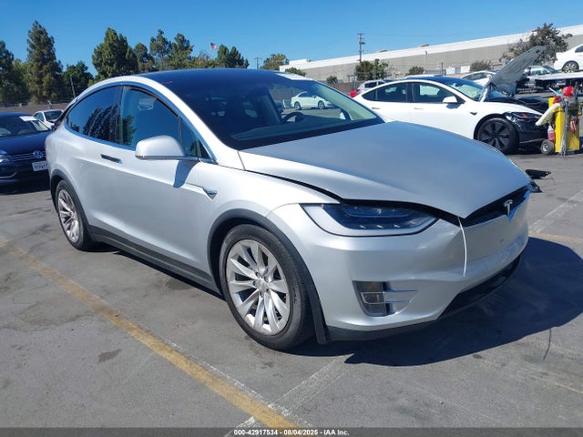 2016 TESLA MODEL X 5YJXCDE29GF027698 Photo 0