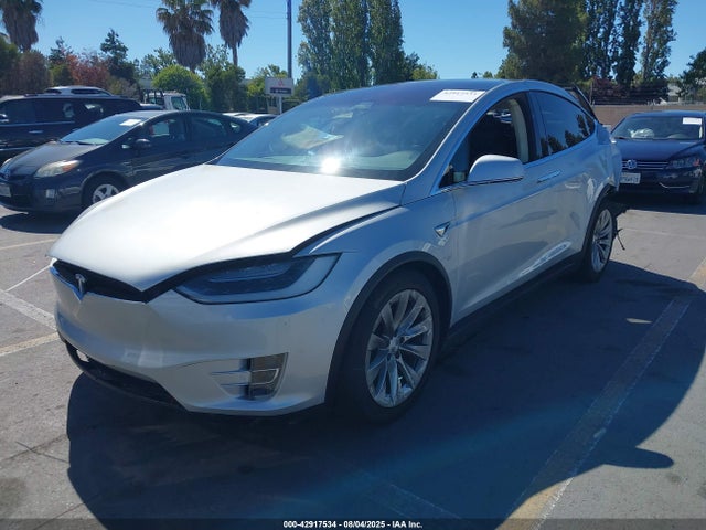 2016 TESLA MODEL X 5YJXCDE29GF027698 Photo 1