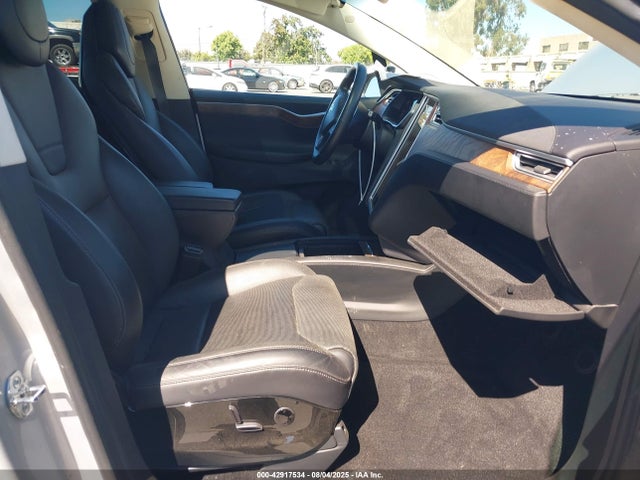 2016 TESLA MODEL X 5YJXCDE29GF027698 Photo 4