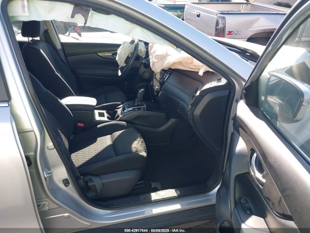 Nissan 2017 2017 KNMAT2MT1HP544988 Image 5