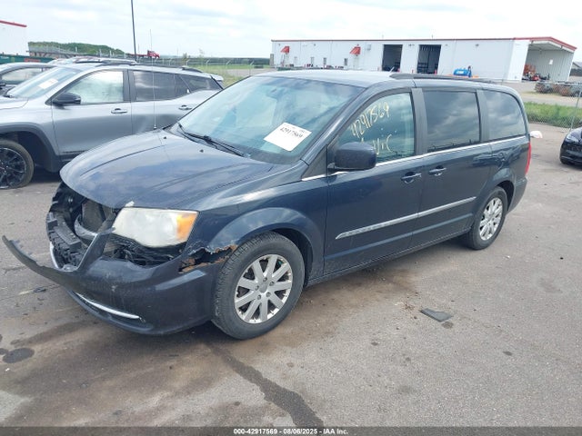 2C4RC1BGXER215784 Chrysler Town and Country