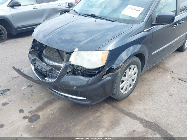 2C4RC1BGXER215784 Chrysler Town and Country