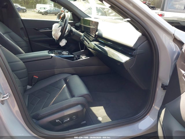 BMW i5 2024 WBY33FK06RCP56866 Image 5