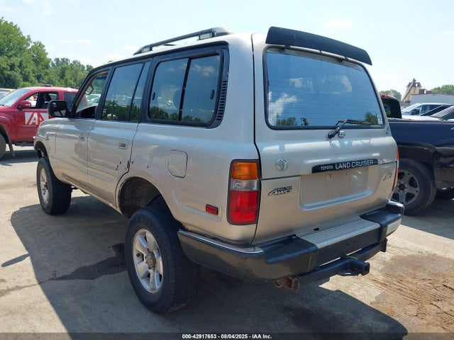 1994 TOYOTA LAND CRUISER JT3DJ81WXR0068713 Photo 2