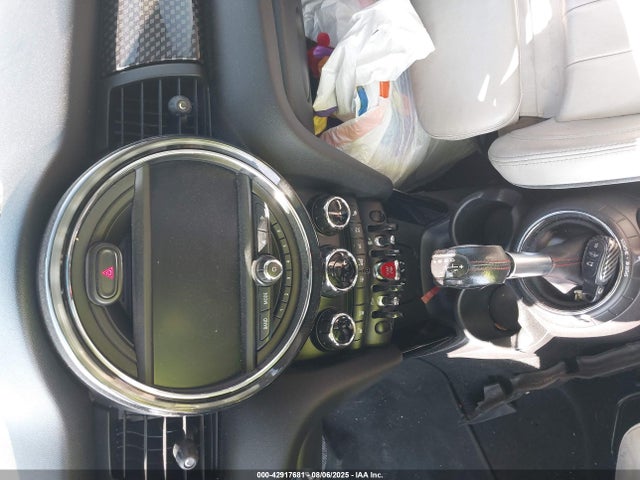 2016 MINI HARDTOP WMWXP7C56G3B92639 Photo 10