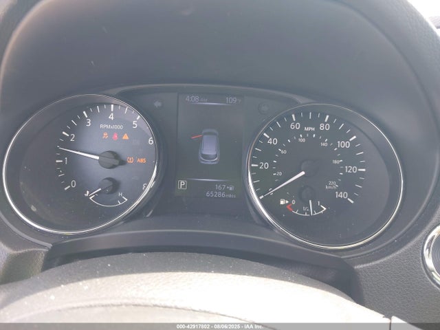 JN1BJ1CP5HW036167 Nissan 2017