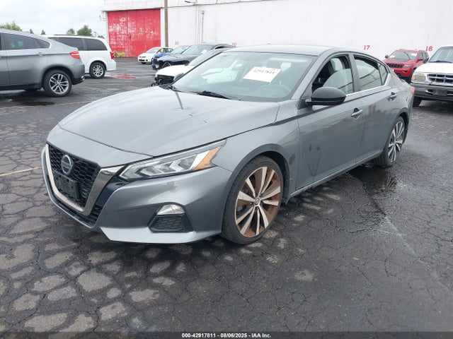 1N4BL4CV8KC196078 Nissan 2019