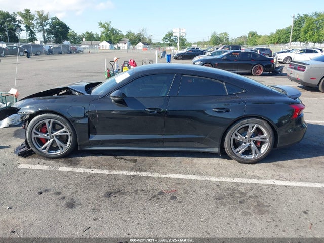 WAUFJBFW2P7003933 Audi E-tron Gt Premium Plus Quattro