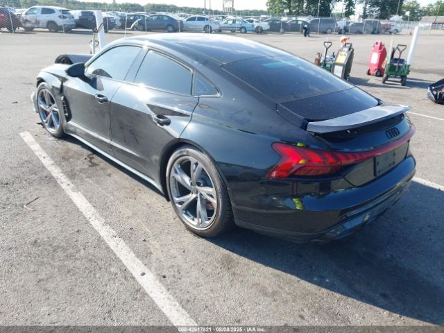 2023 AUDI E-TRON GT WAUFJBFW2P7003933 Photo 2