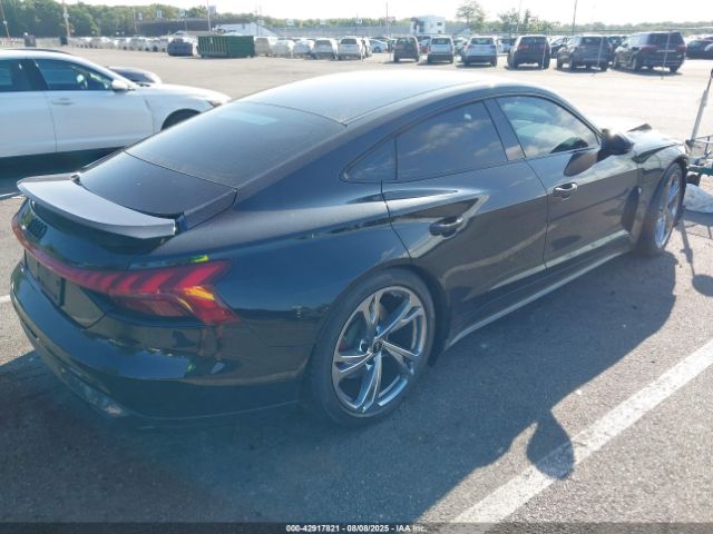 2023 AUDI E-TRON GT WAUFJBFW2P7003933 Photo 3