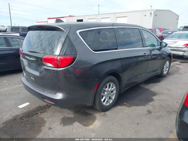 Chrysler Voyager 2022 2C4RC1CG4NR158898 Image 4