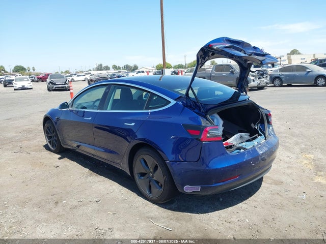 2019 TESLA MODEL 3 5YJ3E1EA4KF476181 Photo 2