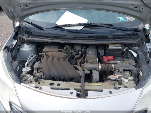 3N1CE2CP3GL353304 Nissan 2016