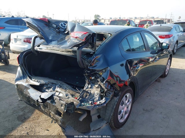 3MZBN1U74JM223614 Mazda pe