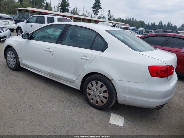 3VWD17AJ8EM210684 Volkswagen 2014