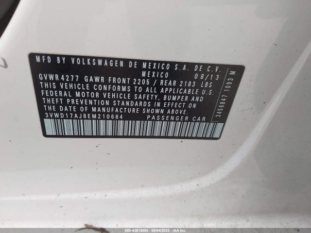3VWD17AJ8EM210684 Volkswagen 2014