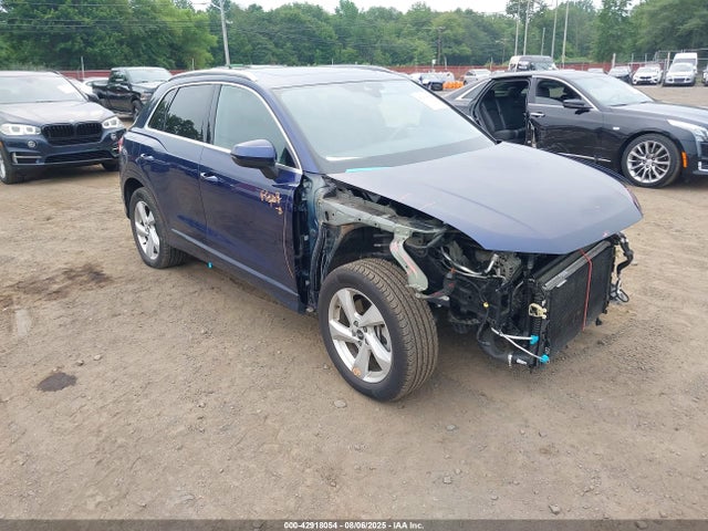 2021 AUDI Q3 WA1BUCF39M1070865 Photo 0