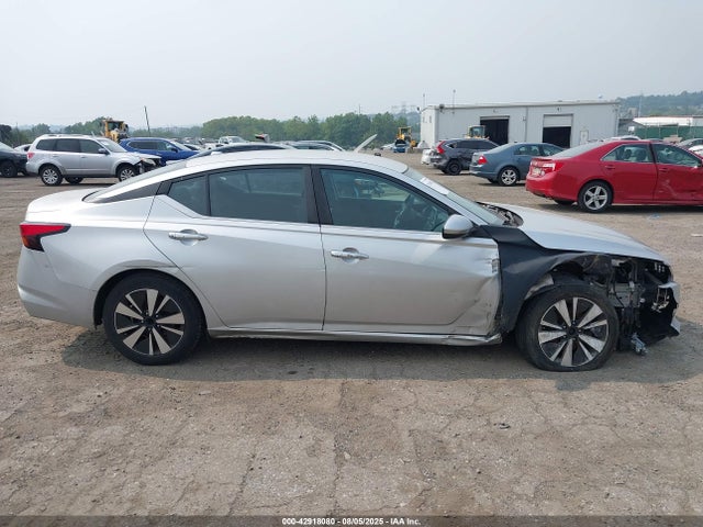 Nissan 2020 2020 1N4BL4BV1LC246581 Image 13