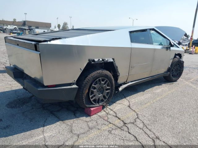 2024 TESLA CYBERTRUCK 7G2CEHEE3RA053947 Photo 3