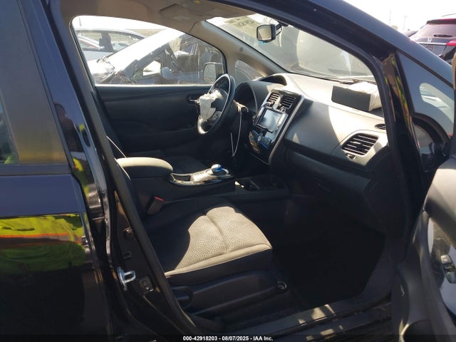 1N4BZ0CP2HC300131 Nissan Leaf
