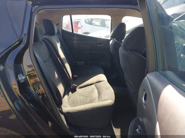 1N4BZ0CP2HC300131 Nissan Leaf