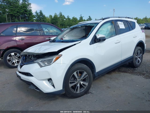 Toyota 2ar-fe 2016 JTMRFREV5GJ090636 Image 2