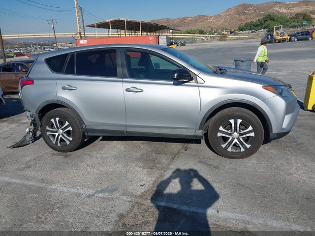 Toyota 2ar-fe 2018 2T3ZFREV9JW447440 Image 13