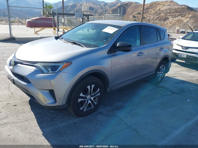 Toyota 2ar-fe 2018 2T3ZFREV9JW447440 Image 2