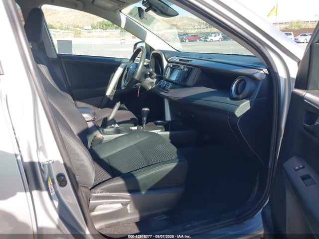 Toyota 2ar-fe 2018 2T3ZFREV9JW447440 Image 5