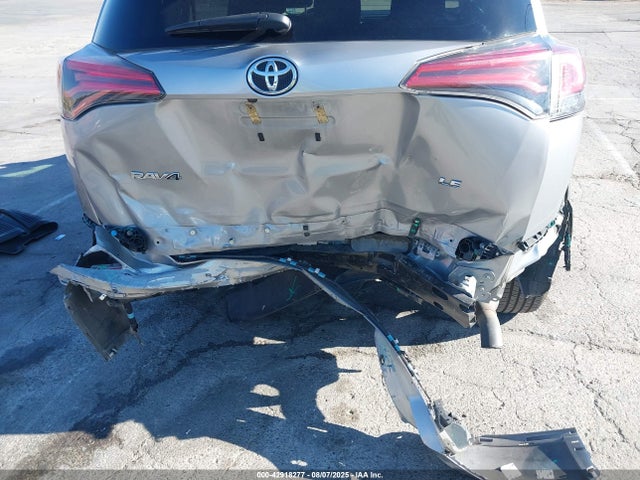 Toyota 2ar-fe 2018 2T3ZFREV9JW447440 Image 6