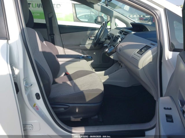 JTDZN3EU1GJ054899 Toyota 2zr-fxe, 5jm