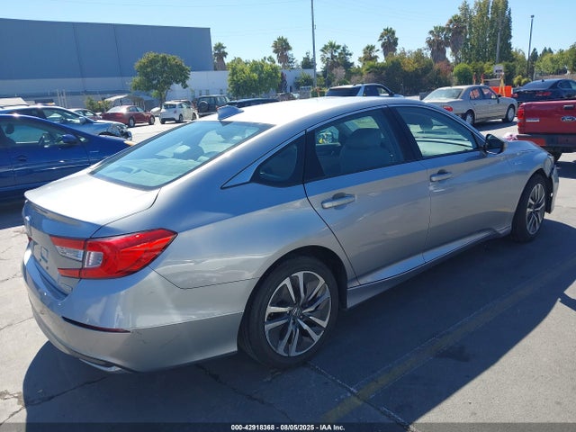 1HGCV3F17KA000334 Honda lfb2
