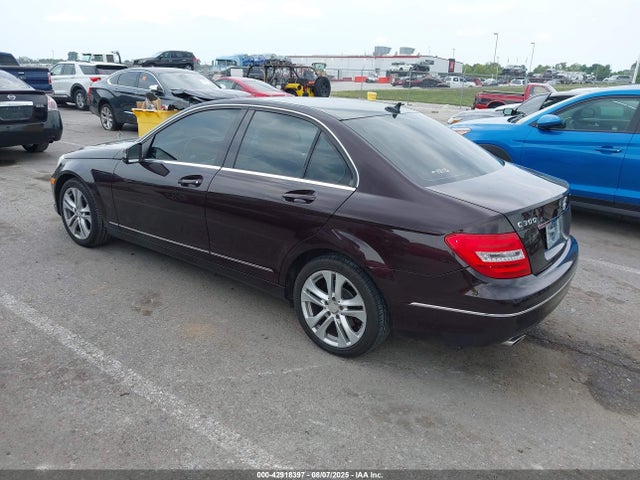 Aukcja sprzedaży 2012 Mercedes-benz C 300 Luxury 4matic, vin: WDDGF8BB0CR225681, numer aukcji: 42918397