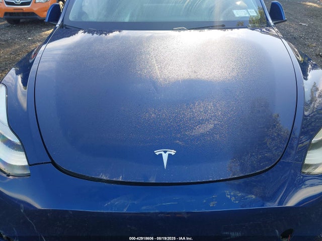 5YJYGDEE6MF084889 Tesla Model Y