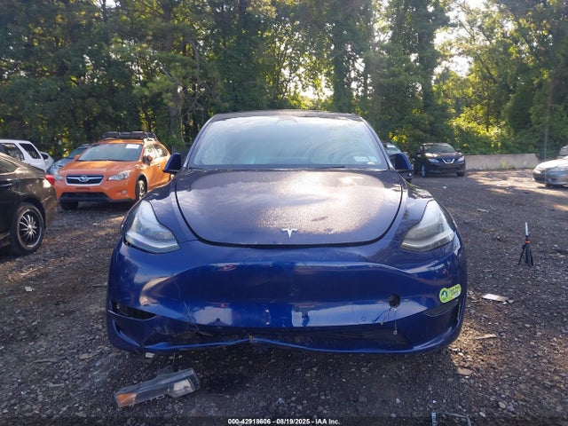 5YJYGDEE6MF084889 Tesla Model Y