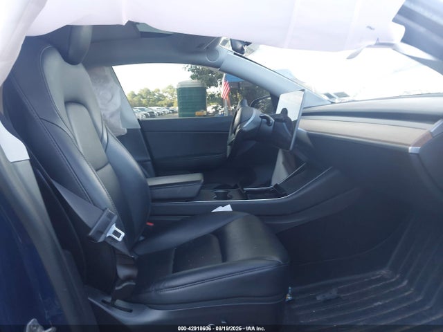 5YJYGDEE6MF084889 Tesla Model Y