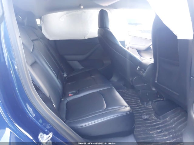 5YJYGDEE6MF084889 Tesla Model Y