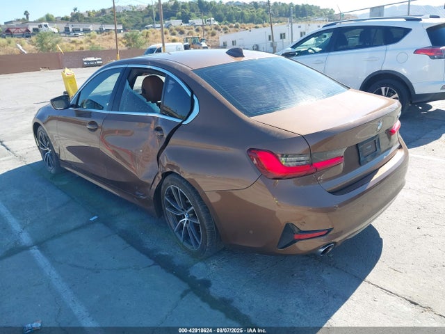 WBA5R1C52KAK10683 BMW 330I