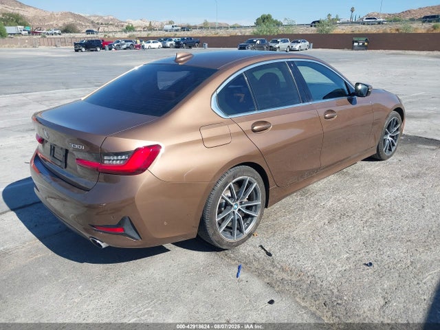 WBA5R1C52KAK10683 BMW 330I