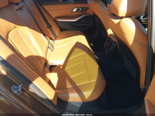 WBA5R1C52KAK10683 BMW 330I
