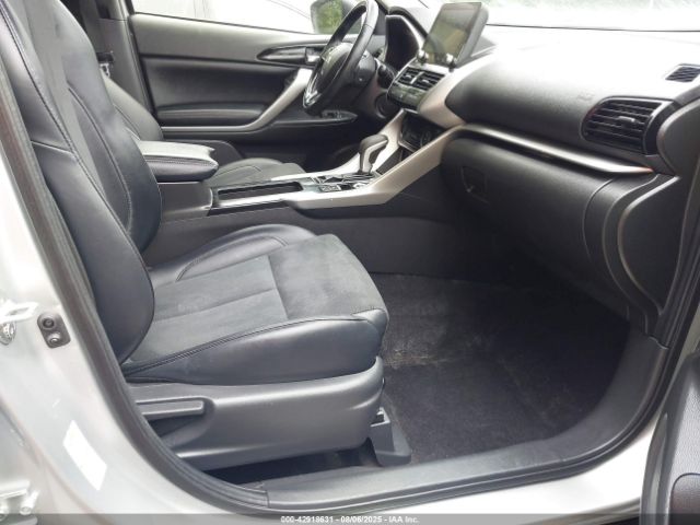 2024 MITSUBISHI ECLIPSE CROSS JA4ATWAA0RZ007975 Photo 4