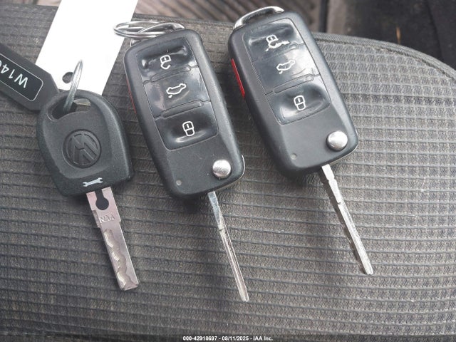 2013 Volkswagen Golf 2.5l 4-door მანქანა იყიდება აუქციონზე, vin: WVWDB7AJ0DW140029, აუქციონის ნომერი: 42918697