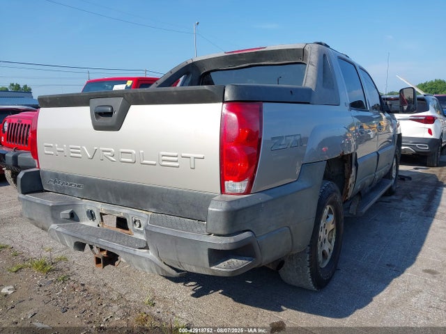 2005 CHEVROLET AVALANCHE 3GNEK12Z45G169885 Photo 3